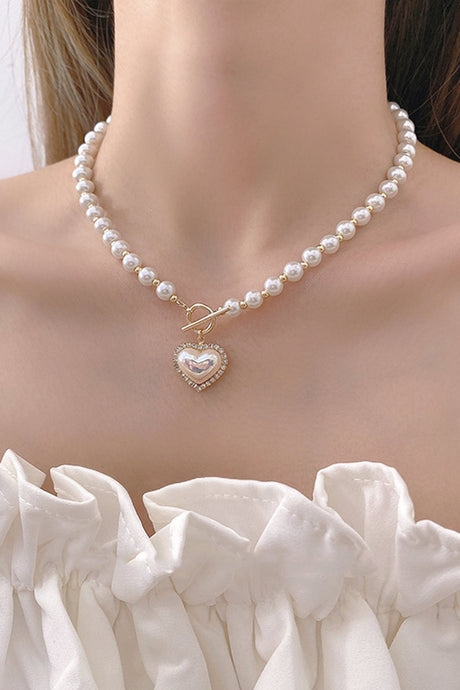 Heart-shaped Pearl Necklace